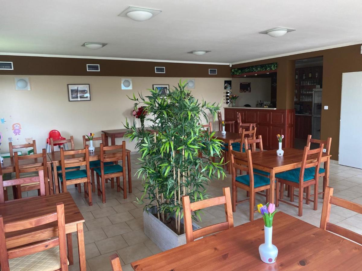 Kamyk nad Vltavou 卡梅克旅馆酒店 外观 照片