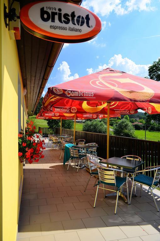 Kamyk nad Vltavou 卡梅克旅馆酒店 外观 照片